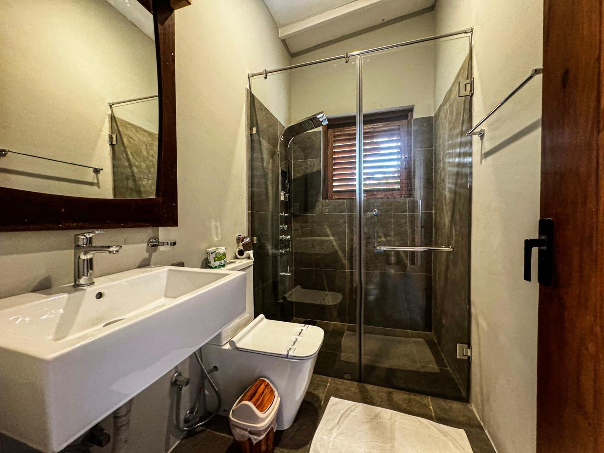 Ayur Ayur Resort & Ayurveda Retreat ネゴンボ エクステリア 写真